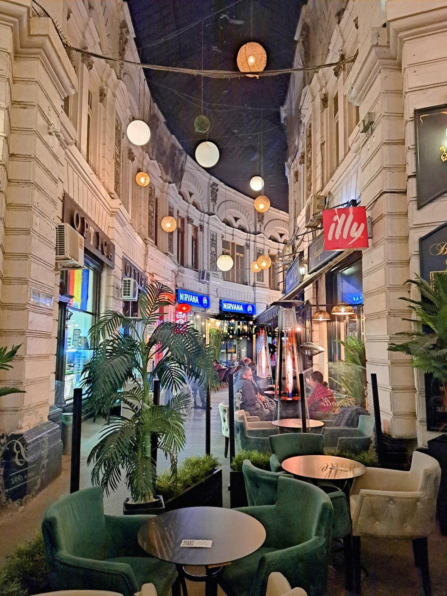 Ferienwohnung Amytis Flat Old City Bukarest Exterior foto