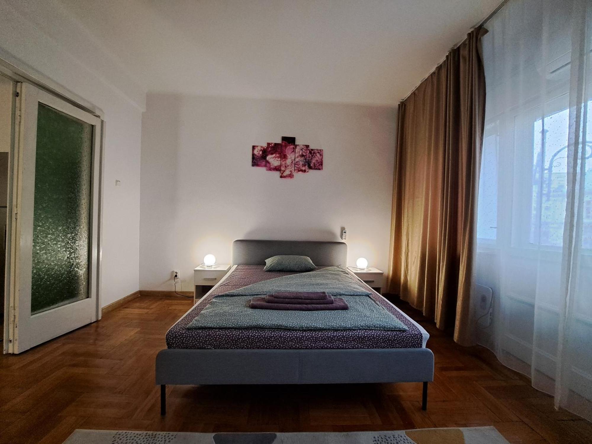 Ferienwohnung Amytis Flat Old City Bukarest Exterior foto